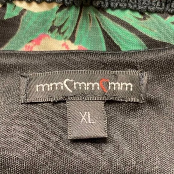 Bohemian tropical floral tiered lined camisole w pom pom fringe. Women’s size XL - Picture 6 of 6